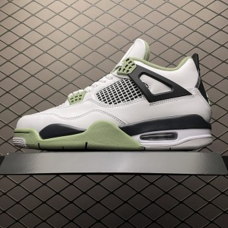 Nike Air Jordan 4 Retro 