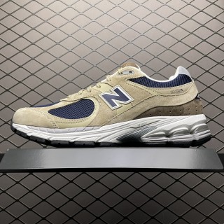 New Balance M2002R5